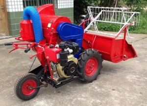 wheel type rice wheat harvester/4lz-0.6 mini combine harvester/wheat paddy harvester